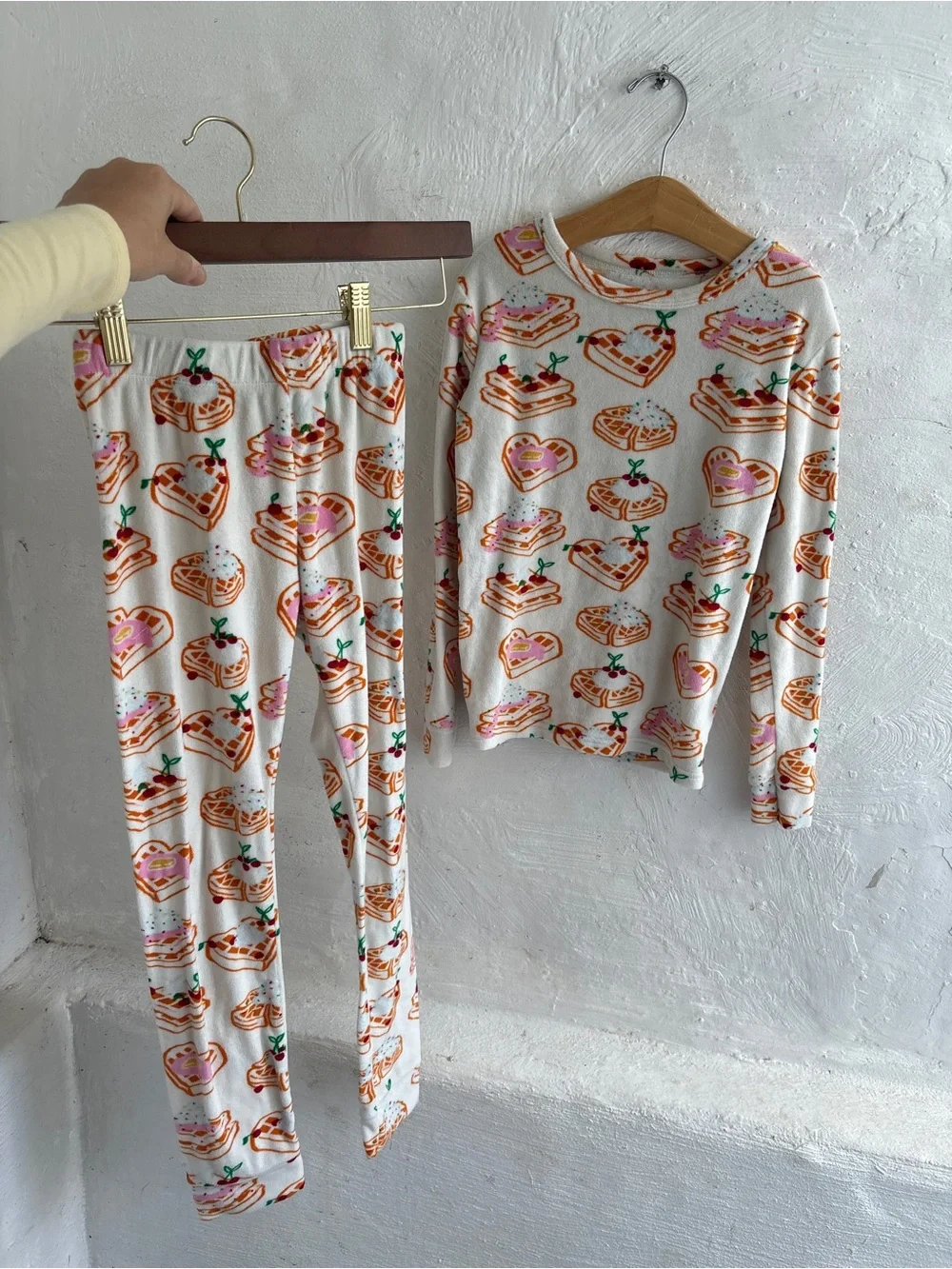 Cat & Jack Girls size 10 cute waffle patterned two piece pj set